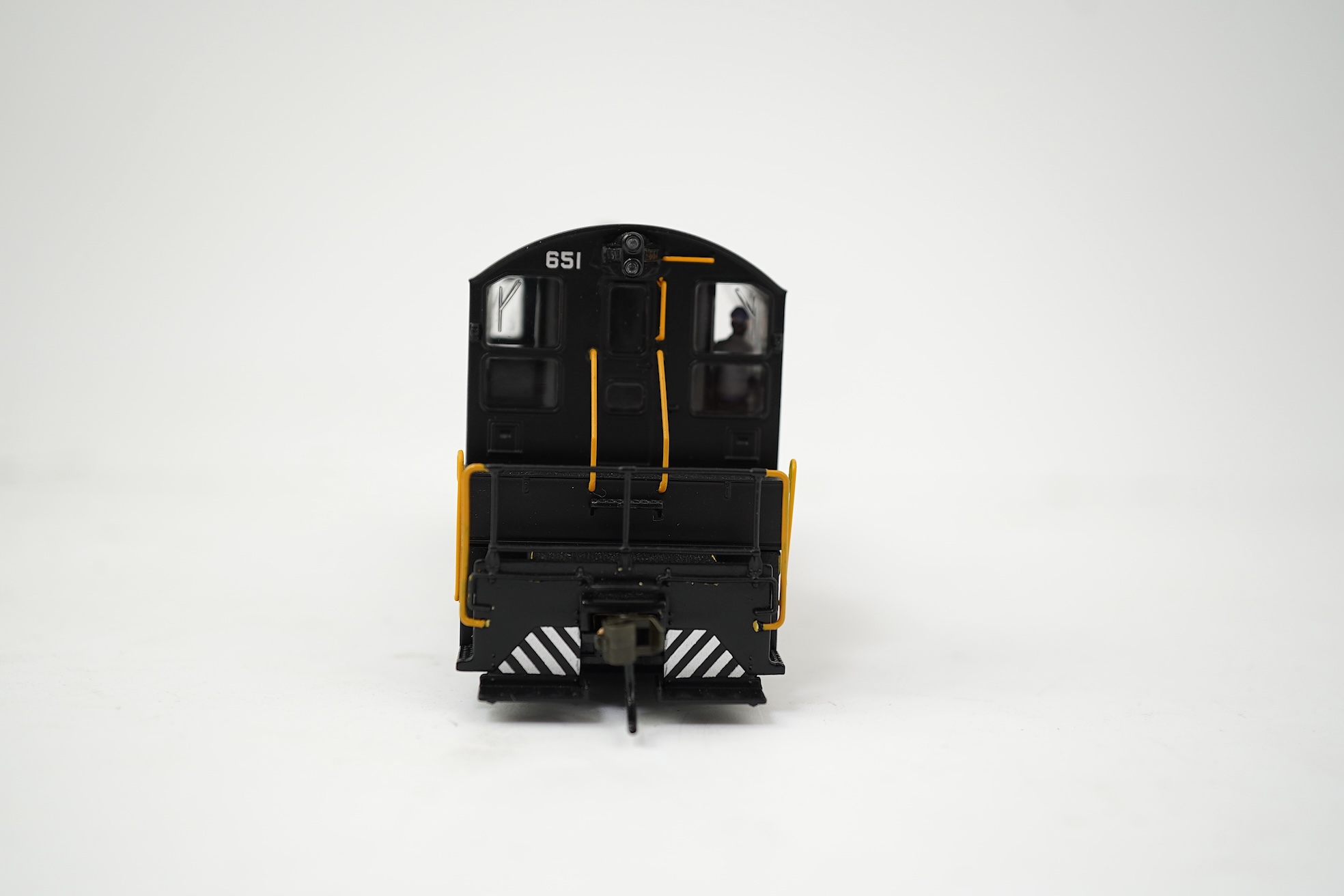 A boxed HO gauge Broadway Limited Paragon 2 Series (1215) model of Atlantic Coast Line, EMD SW7 Switcher PHII, 651, Bo-Bo diesel locomotive, powered for two rail operation.
